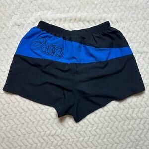 Aasics Classic Women’s Track Shorts Size small